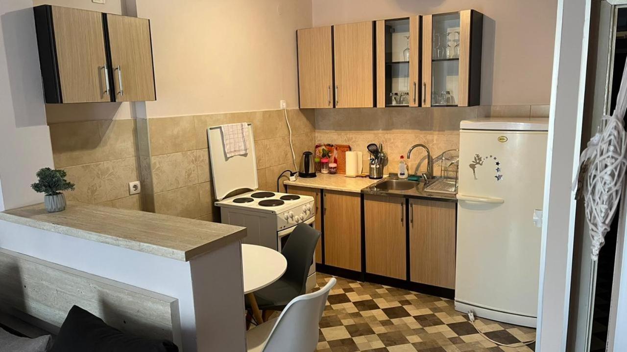 Majdini Clock Tower Apartman 波德戈里察 外观 照片